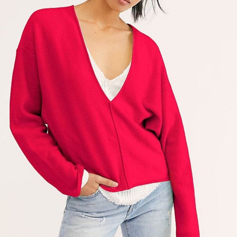 Free People Solitaire 100% Cashmere V Neck Sweater Size XS Fuschia Pink Crop